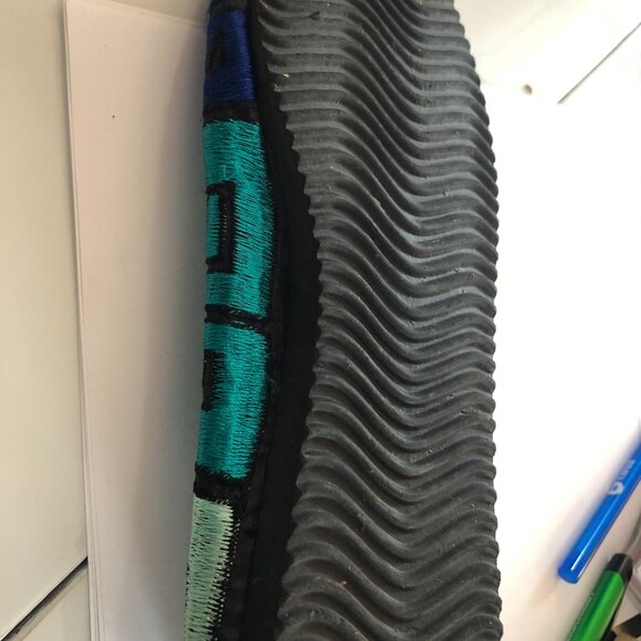 Never Worn Embroidered slippers - Picture 4 of 5